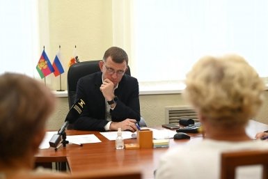 Мэр Краснодара провел личный прием max.ru/emnaumov