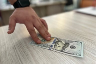 Инспектор портов Новороссийска получил 5 лет за взятку в валюте