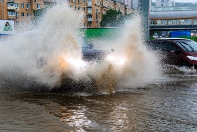 Анапа и Адлер ушли под воду после мощного ливня
