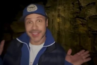 Актер Павел Деревянко рассказал о ночных приключениях в краснодарском парке Галицкого Скриншот видео  из соцсетей Павла Деревянко